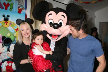  Adrienne Frantz Bailey, Amelie Bailey, Scott Bailey, Mickey Mouse karakter