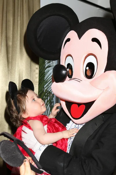 Amelie Bailey, Mickey Mouse karakter — Stok fotoğraf