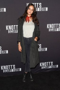 sinema oyuncusu Courtney Eaton