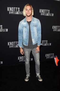 aktör Riker Lynch 