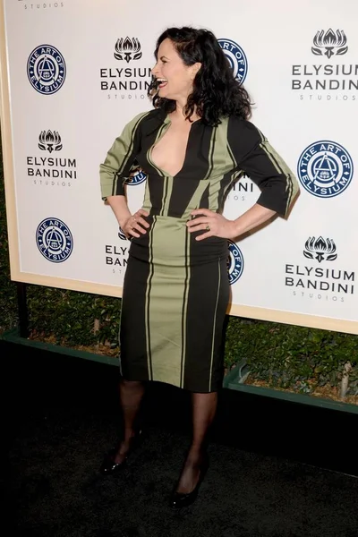 aktris yağmur Phoenix