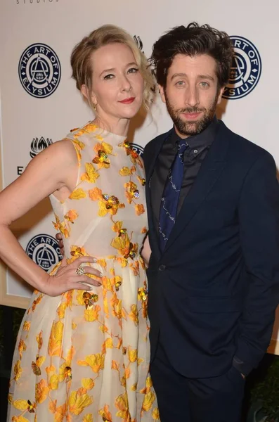 Jocelyn Towne, Simon Helberg — Foto de Stock