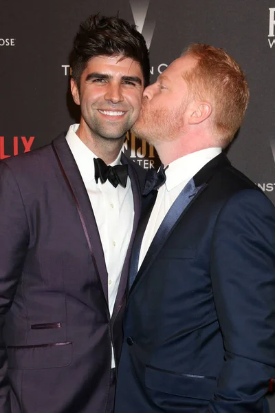 Justin Mikita, Jesse Tyler Ferguson — kuvapankkivalokuva