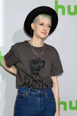 oyuncu Andrea Riseborough 