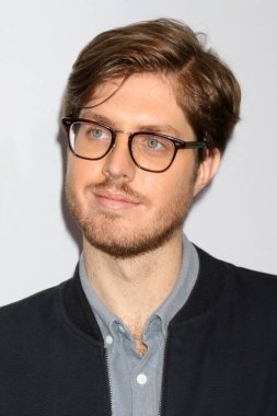oyuncu Thomas Ward 