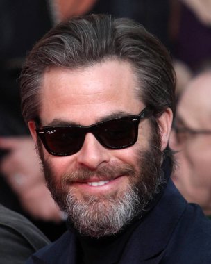 Aktör Chris Pine