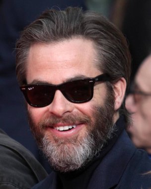 Aktör Chris Pine
