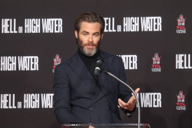 Aktör Chris Pine