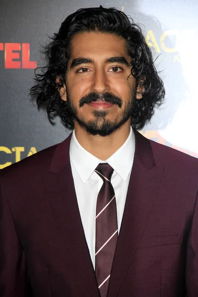 Näyttelijä Dev Patel — kuvapankkivalokuva