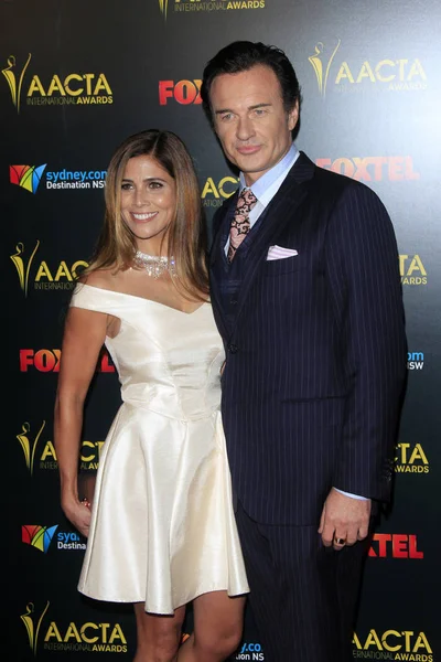 Kelly Paniagua, Julian Mcmahon — Foto de Stock