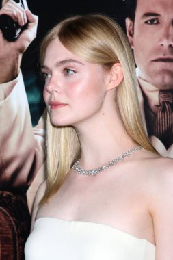 Oyuncu Elle Fanning