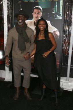  Isaiah Washington, konuk 