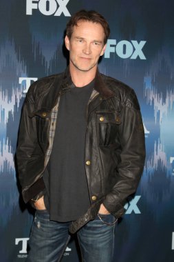 aktör Stephen Moyer