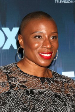 aktris Aisha Hinds