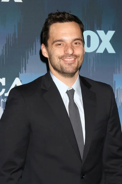 Actor Jake Johnson — Foto de Stock