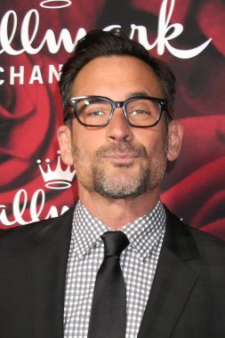 aktör Lawrence Zeryan