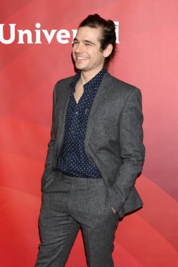 aktör Jason Ralph