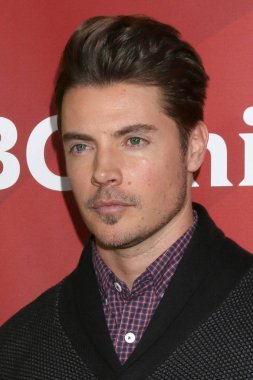 aktör Josh Henderson