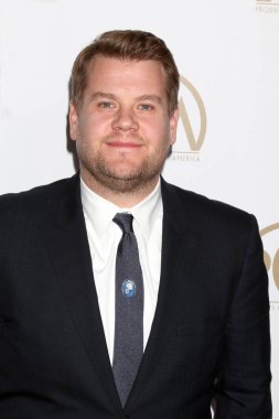 aktör James Corden