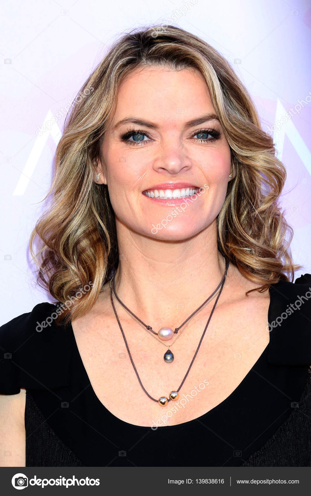 2019 year - Missi Pyle 2019 year