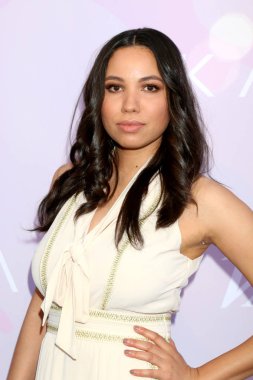 oyuncu Jurnee Smollett-Bell