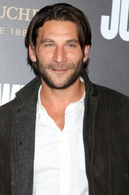 aktör Zach Mcgowan 