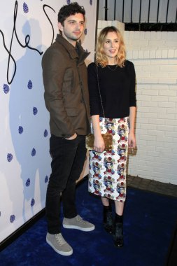 Michael Fox, Laura Carmichael