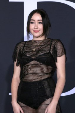 aktris Noah Cyrus