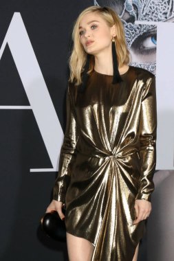 aktris Bella Heathcote