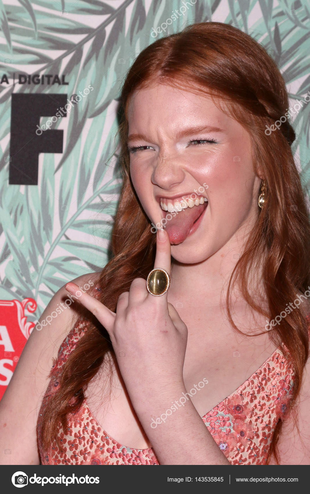 Annalise Basso picture picture Annalise Basso