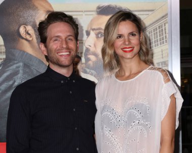 Glenn Howerton, Jill Latiano