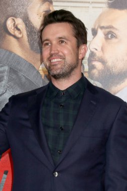 aktör Rob Mcelhenney