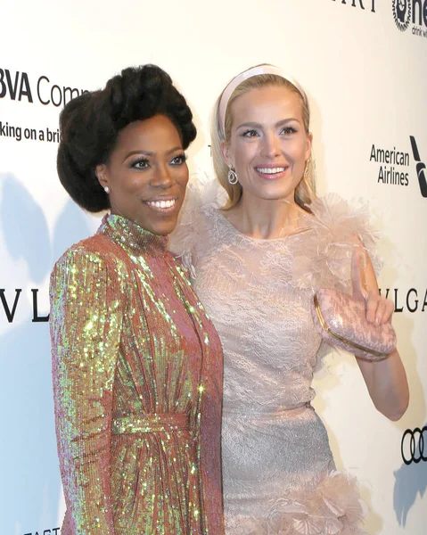 Yvonne Orji, Petra Nemcova — Stock Photo, Image