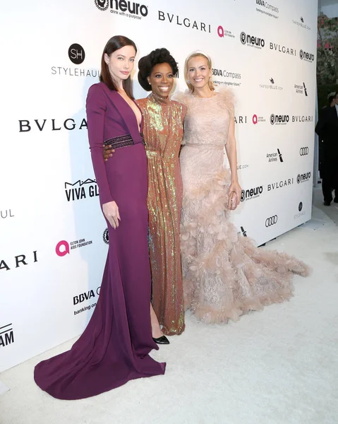 Stephanie Corneliussen, Yvonne Orji, Petra Nemcova — Photo