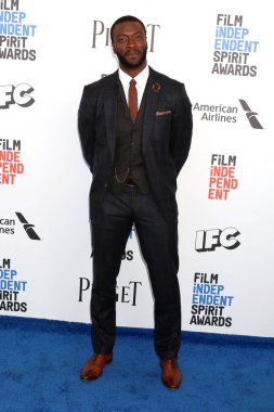 aktör Aldis Hodge