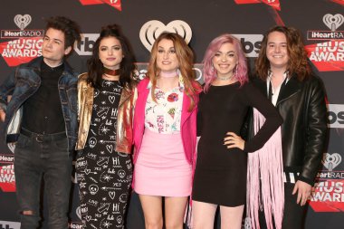 Hey Violet, Iain Shipp, Nia Lovelis, Miranda Miller, Rena Lovelis, Casey Moreta