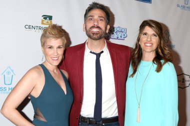  Kate mayın, Paul Witten, Mandy Fabian