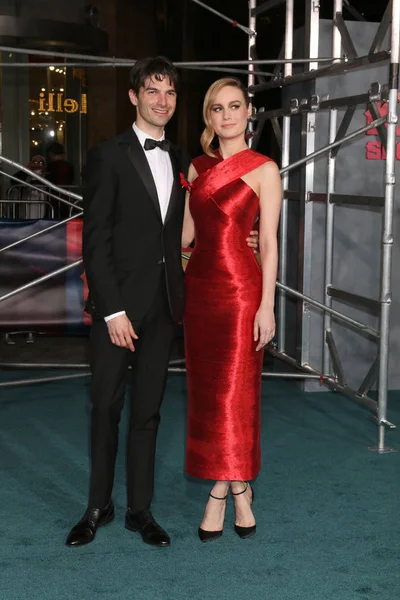 Alex Greenwald, Brie Larson — Stockfoto