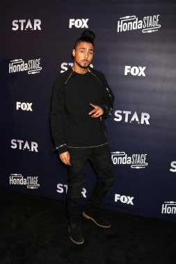 aktör Quincy Brown 