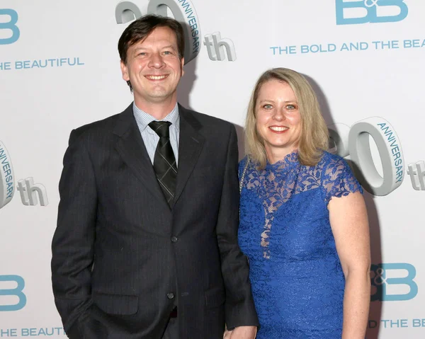 yazar Andrew Collins ile konuk 