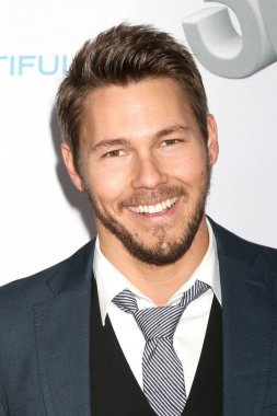 aktör Scott Clifton