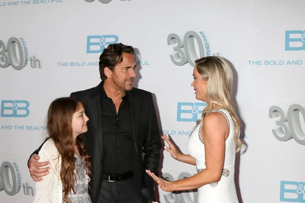 Marlowe Marann Kaye, Thorsten Kaye, jennifer Gareis — 스톡 사진