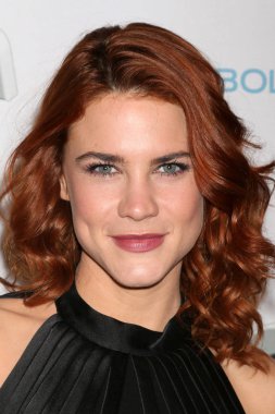 sinema oyuncusu Courtney Hope