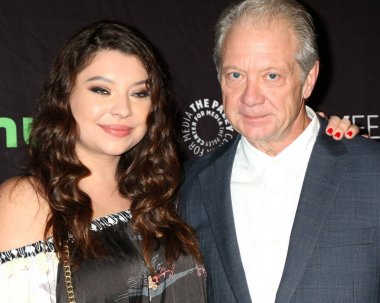 Leah Perry, Jeff Perry