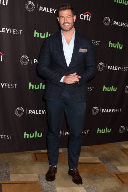 oyun kurucu Jesse Palmer