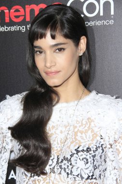 oyuncu Sofia Boutella