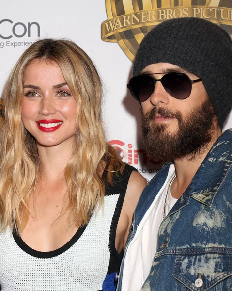 Ana De Armas, Jared Leto — Photo