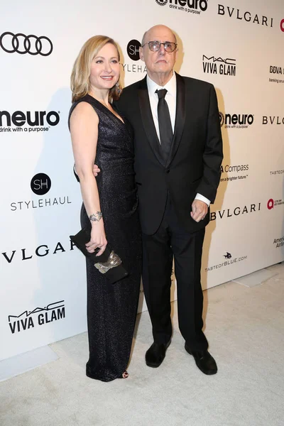 Jeffrey Tambor avec femme — Photo