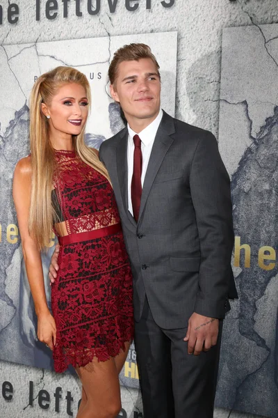 Paris Hilton, Chris Zylka — Stock fotografie