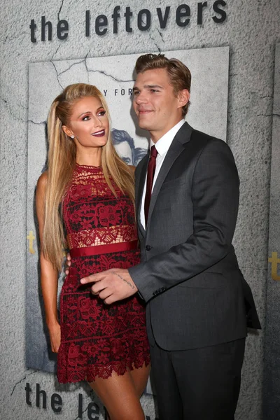 Paris Hilton, Chris Zylka — Stockfoto